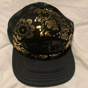 Vans trucker hat